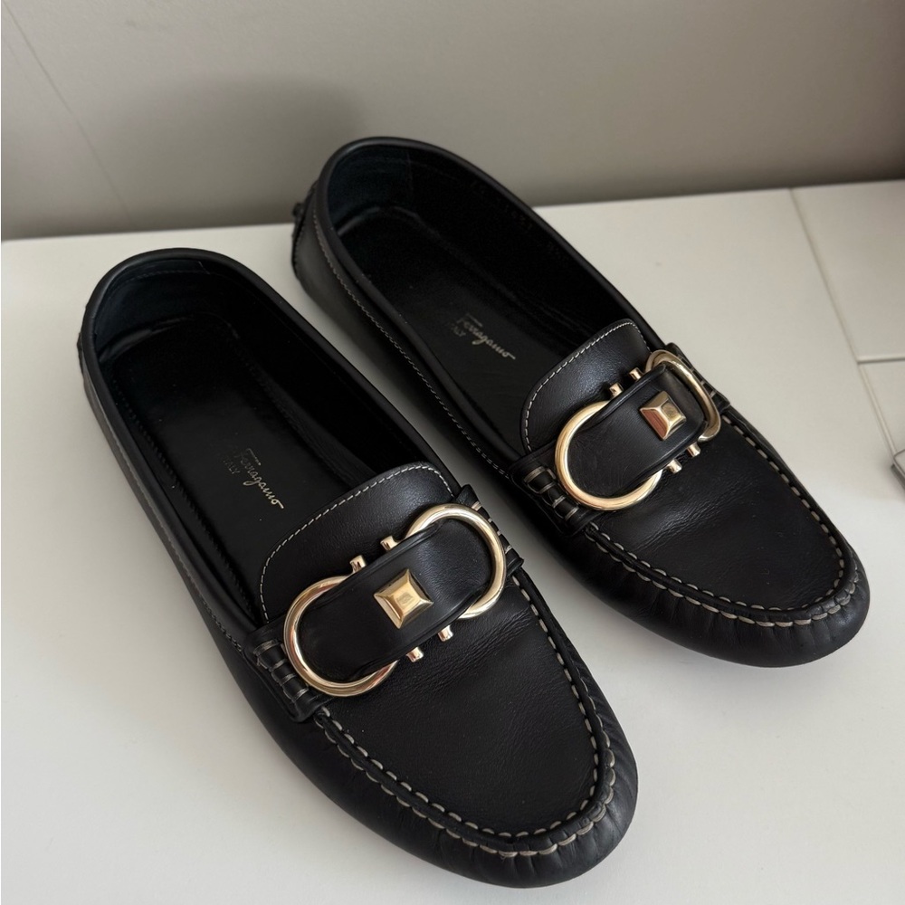 - Removing this Week- SALVATORE FERRAGAMO BRENO LOAFERS SIZE 8.5 EUC